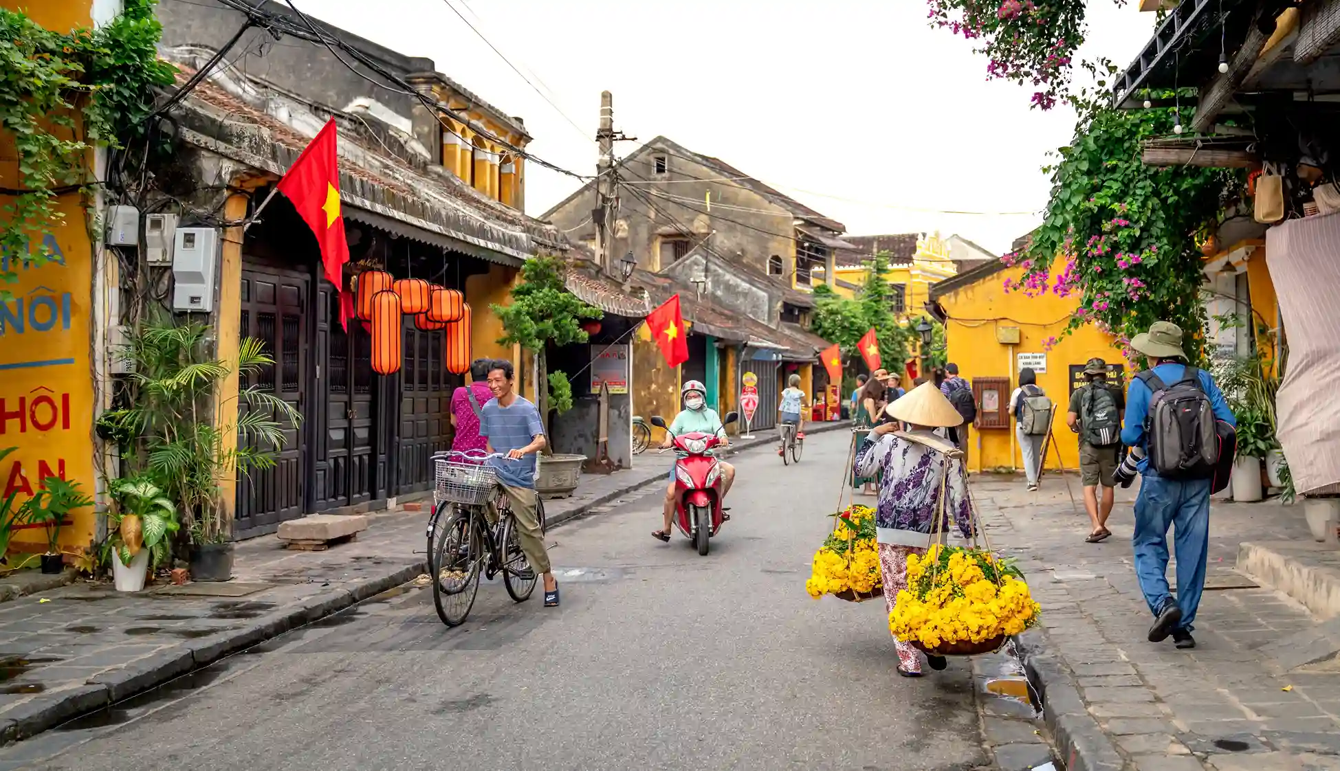 VIETNAM HANOI & SAPA